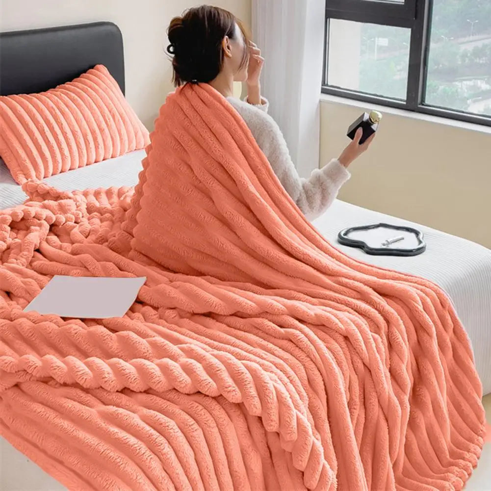 Double-Sided Fleece Blanket Luxurious Throw Blanket Cozy Double-Sided Plush Striped Flannel Blanket for Home Travel for Office